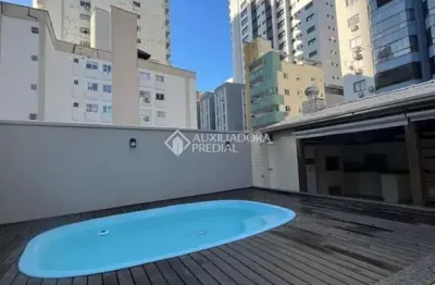 Apartamento com 4 quartos para alugar na avenida 3ª avenida, 100, centro, balneário camboriú, 180 m2 por r$ 13.000