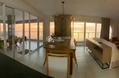 Apartamento com 3 quartos para alugar na rua delfim mário pádua peixoto, 1128, praia brava, itajaí, 168 m2 por r$ 21.000