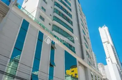Sala comercial para alugar na rua julieta lins, 300, pioneiros, balneário camboriú, 105 m2 por r$ 9.500