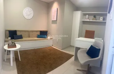 Sala comercial para alugar na rua 1822, 648, centro, balneário camboriú, 13 m2 por r$ 3.320