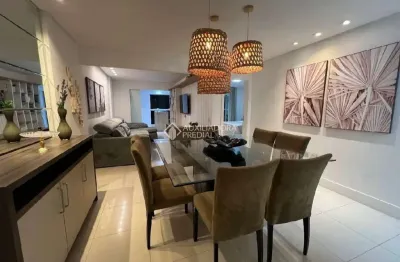 Apartamento com 3 quartos para alugar na avenida atlântica, 4710, centro, balneário camboriú, 140 m2 por r$ 10.500