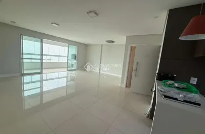 Apartamento com 3 quartos para alugar na rua lauro muller, 1200, fazenda, itajaí, 144 m2 por r$ 8.500