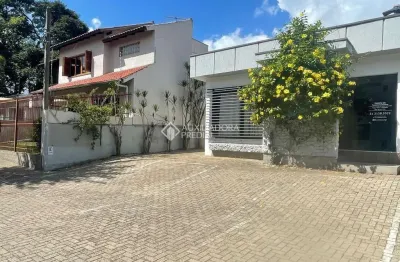 Casa comercial para alugar na Rua Bernardino Fonseca, 106, Centro, Gravataí, 220 m2 por R$ 8.000