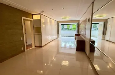 Apartamento com 3 quartos para alugar na rua bocaiúva, 1821, centro, florianópolis, 127 m2 por r$ 8.500