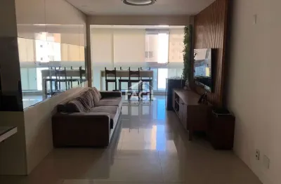 Apartamento espaçoso com 3 suítes e vista privilegiada
