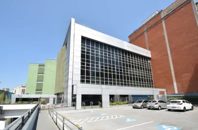 Prédio com 10 salas para alugar na Rua Barão de Iguape, 110, Liberdade, São Paulo