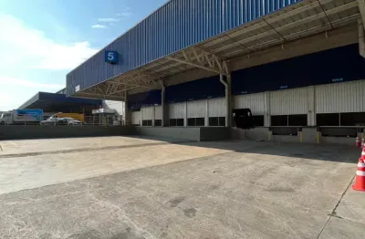 Exelente galpão em osasco com uma área de armazenamento de 4821m²