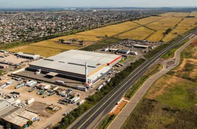 Galpão em canoas com uma área de armazenamento de 10768m² com possibilidade de aumento de abl com a junção de mais módulos.