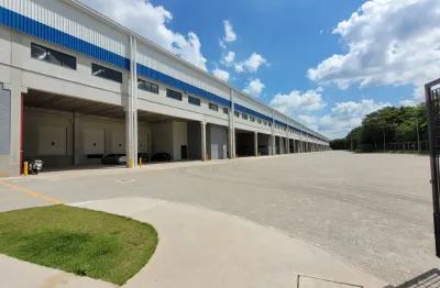 Exelente galpão em uma localização privilegiada, facil acesso a rodovia castelo branco