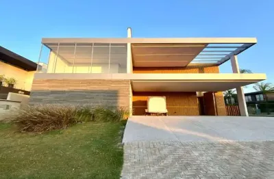 Condomínio Alphaville Nova Esplanada 4 - Casa Térrea de esquina com 4 suítes – Alphaville Nova Esplanada IV – Votorantim/SP