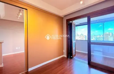 Apartamento com 1 quarto para alugar na avenida loureiro da silva, 1870, cidade baixa, porto alegre, 41 m2 por r$ 2.808