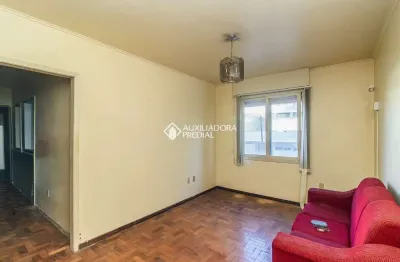 Apartamento com 2 quartos para alugar na rua baronesa do gravataí, 58, cidade baixa, porto alegre, 67 m2 por r$ 2.400