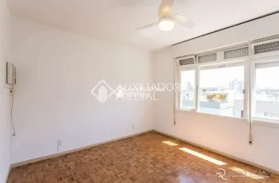 Apartamento com 3 quartos para alugar na rua coronel corte real, 780, petrópolis, porto alegre, 112 m2 por r$ 2.500
