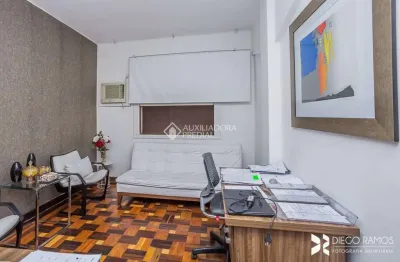 Sala comercial para alugar na rua dos andradas, 1646, centro histórico, porto alegre, 31 m2 por r$ 725