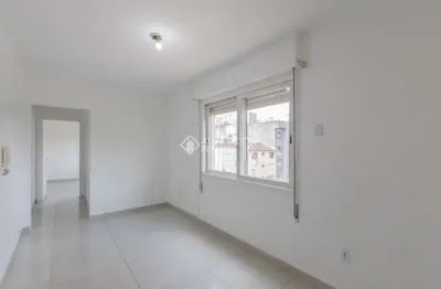 Apartamento com 1 quarto para alugar na rua washington luiz, 766, centro histórico, porto alegre, 38 m2 por r$ 1.850