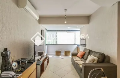 Apartamento com 2 quartos para alugar na rua felipe de oliveira, 566, petrópolis, porto alegre, 67 m2 por r$ 3.600