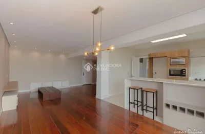 Apartamento com 3 quartos para alugar na rua ângelo possebon, 165, centro, canoas, 141 m2 por r$ 4.250