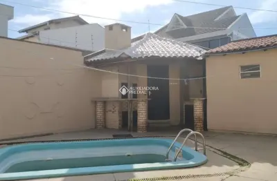 Casa em condomínio fechado com 6 quartos para alugar na rua josé maia filho, 1186, harmonia, canoas, 272 m2 por r$ 4.500