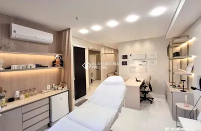 Sala comercial para alugar na avenida getúlio vargas, 4831, centro, canoas, 34 m2 por r$ 3.500