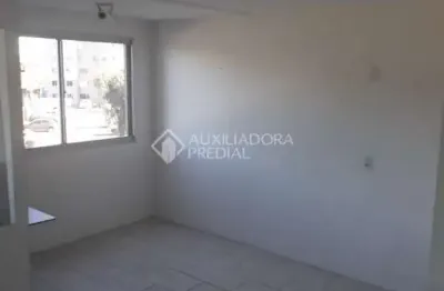 Apartamento com 2 quartos para alugar na rua antônio lourenço rosa, 180, mato grande, canoas, 50 m2 por r$ 900