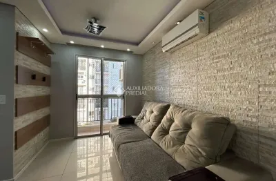 Apartamento com 2 quartos para alugar na rua alameda dos jardins, 50, igara, canoas, 48 m2 por r$ 1.900