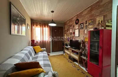 Casa com 2 quartos para alugar na rua ilha da madeira, 88, olaria, canoas, 120 m2 por r$ 2.200