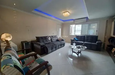 Casa com 4 quartos para alugar na rua antelmo segundo manfroi, 344, estância velha, canoas, 252 m2 por r$ 5.500