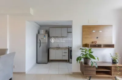 Apartamento com 2 quartos para alugar na Rua Brasil, 1375, Centro, Canoas, 56 m2 por R$ 2.250