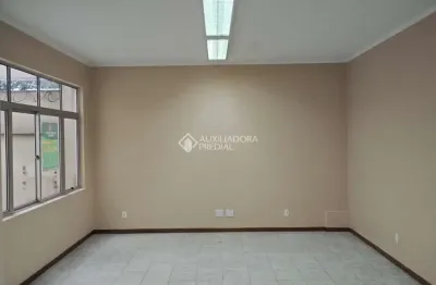 Sala comercial para alugar na rua sílvio silveira soares, 2541, camaquã, porto alegre, 31 m2 por r$ 1.100