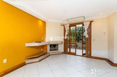 Casa em condomínio fechado com 3 quartos para alugar na rua padre joão batista reus, 438, vila conceição, porto alegre, 318 m2 por r$ 8.500