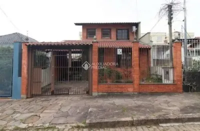Casa com 3 quartos para alugar na rua coronel villagran cabrita, 265, partenon, porto alegre, 215 m2 por r$ 4.460