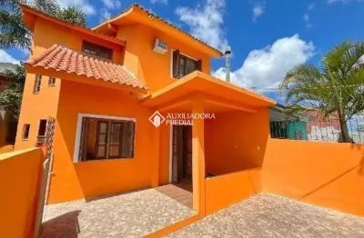Casa com 2 quartos para alugar na rua orquídea, 250, lomba do pinheiro, porto alegre, 136 m2 por r$ 2.300