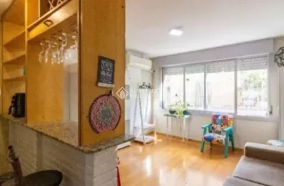Apartamento com 1 quarto para alugar na rua da república, 193, cidade baixa, porto alegre, 33 m2 por r$ 1.900