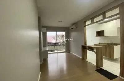 Apartamento com 2 quartos para alugar na rua doutor barcelos, 2434, tristeza, porto alegre, 55 m2 por r$ 2.250