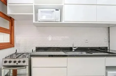 Apartamento com 2 quartos para alugar na avenida mariland, 1701, auxiliadora, porto alegre, 64 m2 por r$ 3.500
