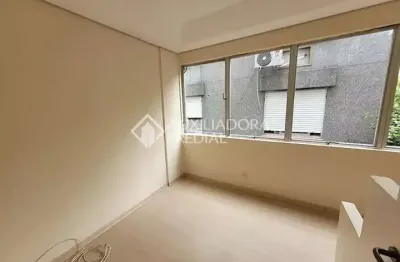 Sala comercial para alugar na Rua Ramiro Barcelos, 838, Moinhos de Vento, Porto Alegre, 22 m2 por R$ 1.200