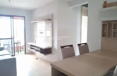 Apartamento com 3 quartos para alugar na rua professor carvalho freitas, 611, teresópolis, porto alegre, 67 m2 por r$ 2.500