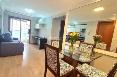 Apartamento com 2 quartos para alugar na rua itapitocaí, 60, cristal, porto alegre, 59 m2 por r$ 3.897