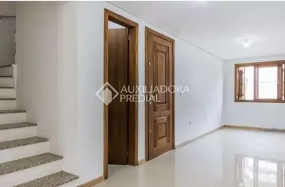 Casa em condomínio fechado com 3 quartos para alugar na estrada joão salomoni, 600, vila nova, porto alegre, 150 m2 por r$ 3.000