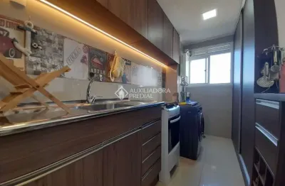 Apartamento com 2 quartos para alugar na rua coronel massot, 1229, cristal, porto alegre, 42 m2 por r$ 2.500