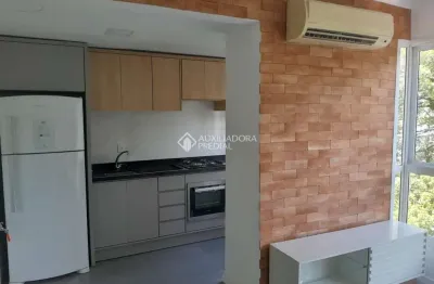 Apartamento com 2 quartos para alugar na avenida da cavalhada, 4428, cavalhada, porto alegre, 48 m2 por r$ 1.900