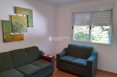 Apartamento com 3 quartos para alugar na rua intendente alfredo azevedo, 426, glória, porto alegre, 85 m2 por r$ 1.800