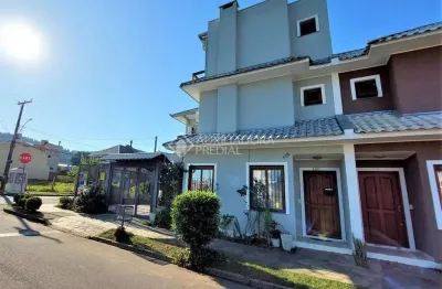 Casa em condomínio fechado com 3 quartos para alugar na Rua Zuzu Angel, 140, Hípica, Porto Alegre, 120 m2 por R$ 4.200