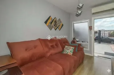 Casa em condomínio fechado com 2 quartos para alugar na Rua Francisco Pinto da Fontoura, 673, Sarandi, Porto Alegre, 83 m2 por R$ 3.000