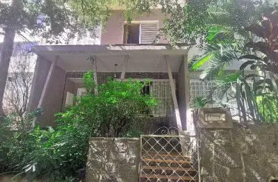 Oportunidade! casa com 3 dormitórios, 2 vagas totalmente reformada