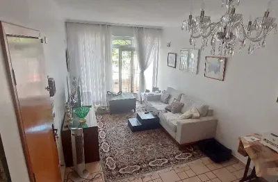 Sobrado à venda na vila romana, com 115 m² ac, 3 dormitórios, quintal e 2 vagas cobertas