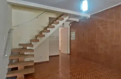 Casa à venda no bairro pompéia, 115 m² ac, com 3 dormitórios e vaga de garagem coberta