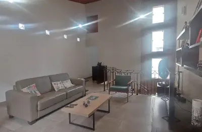 Casa moderna à venda na vila romana, 230 m² ac, 3 dormitórios e 2 vagas cobertas