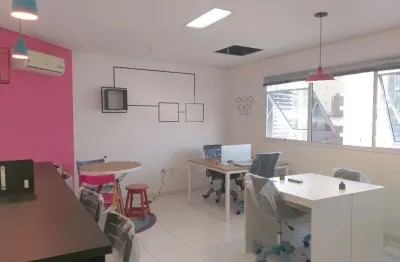 Conjunto comercial à venda na barra funda, com 31 m², mobiliada, pronta para uso