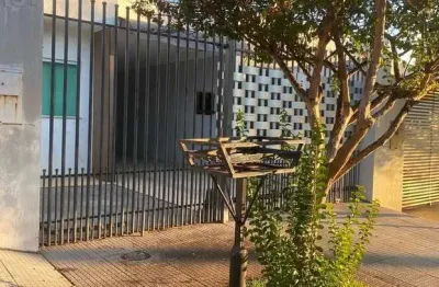 Casa com 3 quartos à venda na Rua Pioneiro Antonio Bughi, Jardim Paris VI, Maringá